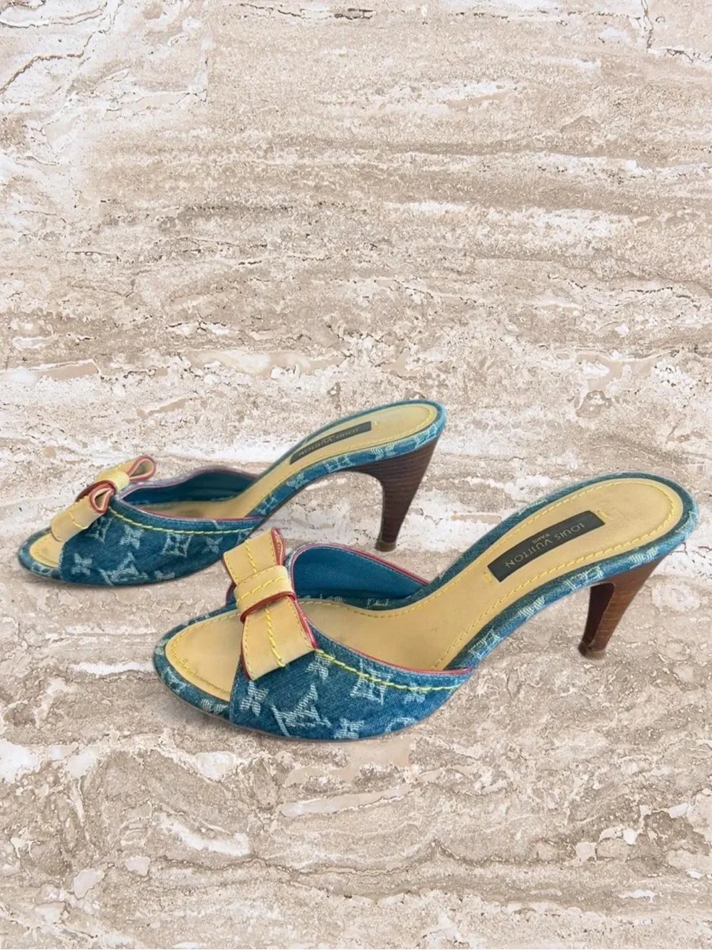 RARE Louis Vuitton Denim Monogram Bow Kitten Heel Mules Sandals Slides & Box - Picture 3 of 7